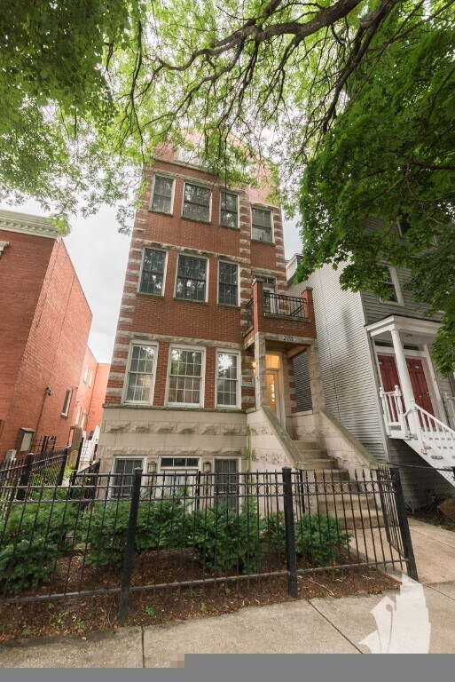property at 2651 N Wayne Ave