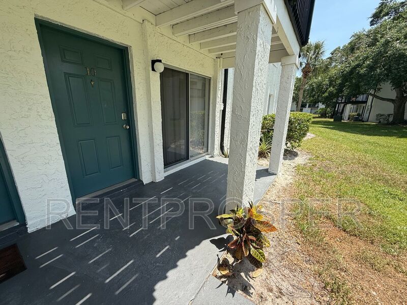 4151 S Semoran Blvd in Orlando, FL - Building Photo