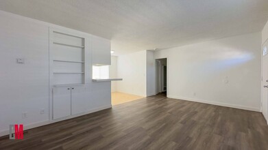 2609-2615 Fairmount Ave in San Diego, CA - Building Photo - Interior Photo