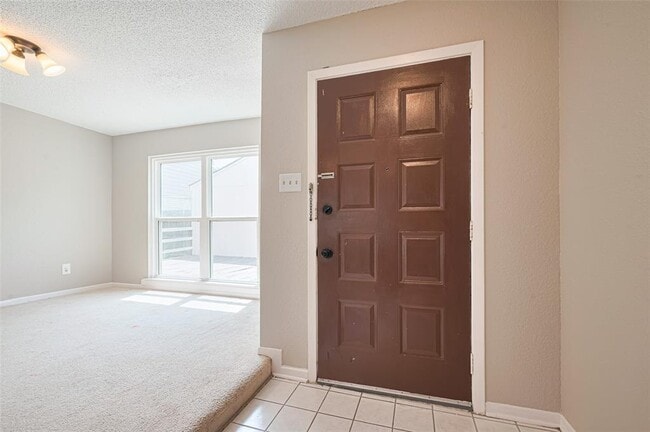 6822 Stonewater in Houston, TX - Building Photo - Building Photo