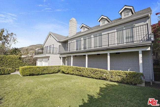 property at 31763 Cottontail Ln