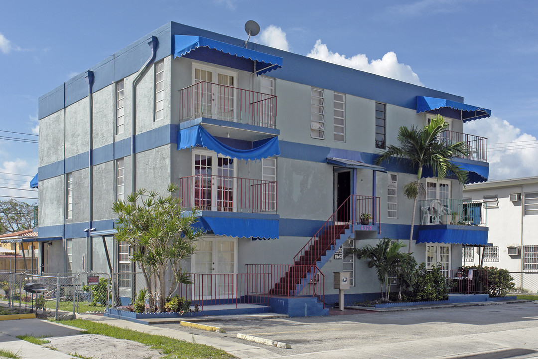 4378 W Flagler St in Miami, FL - Building Photo