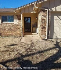 4822 S Spruce Dr photo'