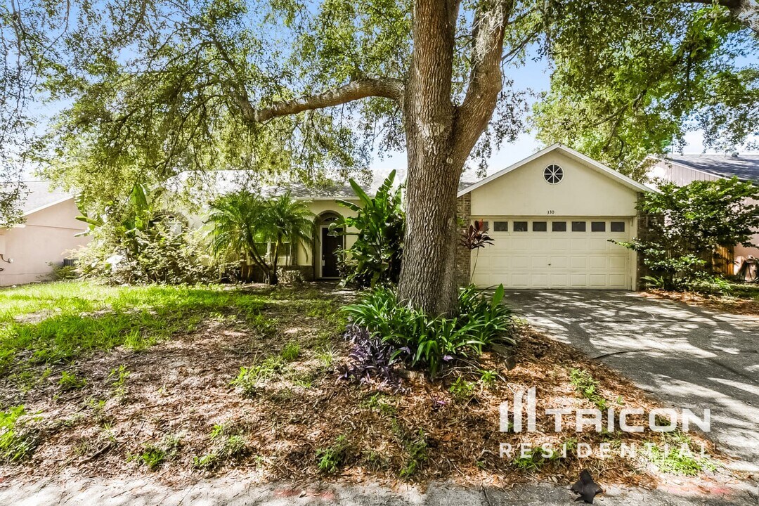 330 Tinder Pl in Casselberry, FL - Building Photo
