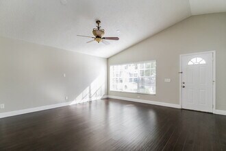 2640 Woods Edge Cir in Orlando, FL - Building Photo - Building Photo