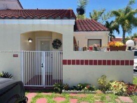 2901 San Remo Cir in Homestead, FL - Building Photo