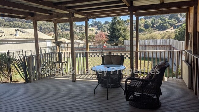 property at 10385 Reese Cir