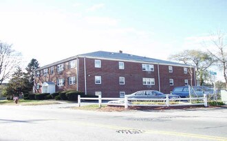 887 Varnum Ave Apartments