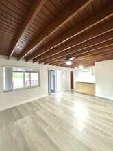 8260 SW 27th Ter in Miami, FL - Building Photo - Building Photo