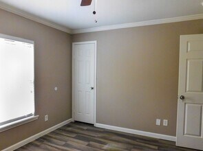 150 Varsity Cir in Huntsville, TX - Building Photo - Building Photo
