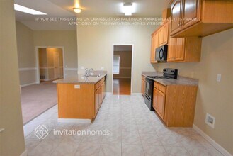 569 E Wigeon Way in Suisun City, CA - Building Photo - Building Photo