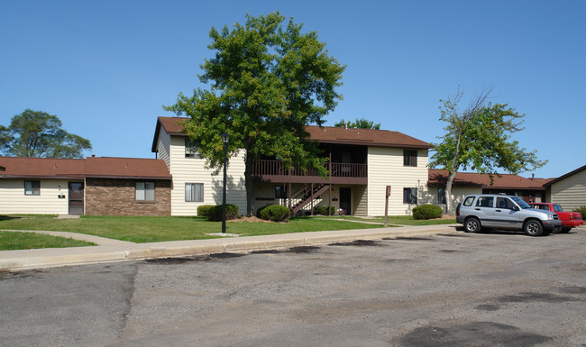 Point North Apartments in St. Johns, MI - Building Photo - Building Photo