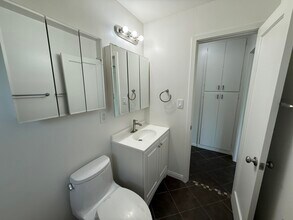 72 Oak St in Camarillo, CA - Building Photo - Building Photo