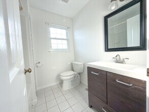 722 16th St in Virginia Beach, VA - Building Photo - Building Photo