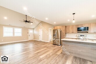 10545 Old Leo Rd in Fort Wayne, IN - Building Photo - Building Photo