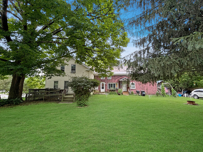 234 Simons Ave in Center Rutland, VT - Building Photo - Building Photo