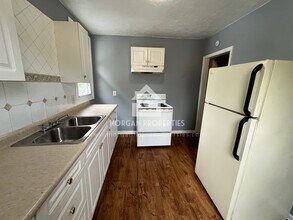 430 W 7th St, Unit 430 in Anderson, IN - Building Photo - Building Photo
