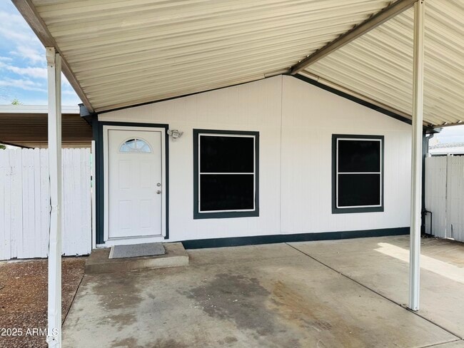 property at 18001 N 19th St