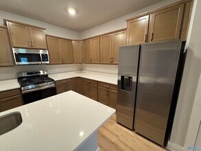 12637 Whitcomb Cir in Athens, AL - Building Photo - Building Photo