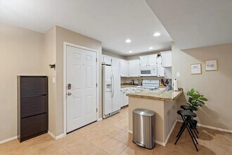 540 N May, Unit #2110 in Mesa, AZ - Building Photo - Building Photo