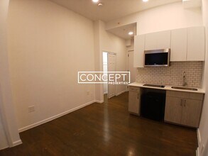 270 Newbury St, Unit 1CP in Boston, MA - Building Photo - Building Photo