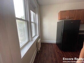 2 Charlesgate W, Unit 1163-30 in Boston, MA - Building Photo - Building Photo
