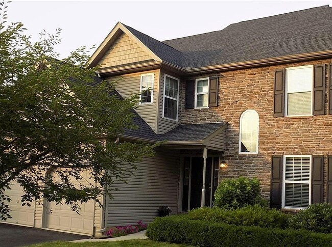 property at 1537 Abigail Ln