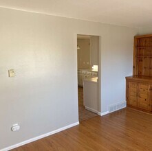 7285 S Elm Ct in Centennial, CO - Building Photo - Building Photo