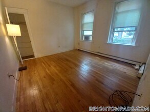 15 Colborne Rd, Unit 5 in Boston, MA - Building Photo - Building Photo