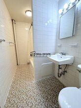 1315 Commonwealth Ave in Boston, MA - Building Photo - Building Photo