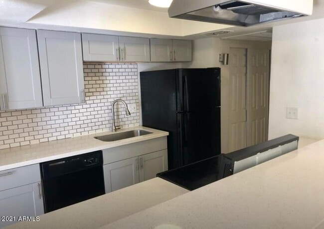 property at 18202 N Cave Creek Rd