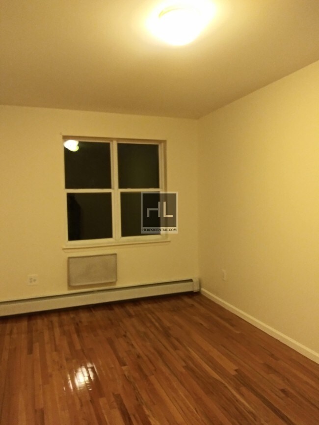 94 Marion St-Unit -2R in Brooklyn, NY - Building Photo - Building Photo