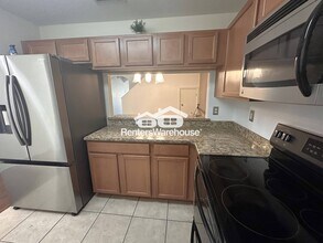 10943 Keys Gate Dr in Riverview, FL - Foto de edificio - Building Photo