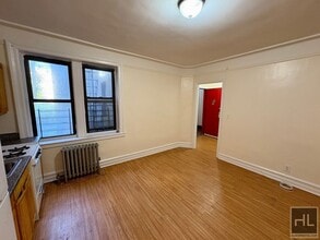 Hamilton Avenue, YONKERS in Yonkers, NY - Building Photo - Building Photo