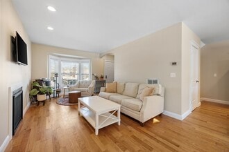 90 Turtle Brook Rd in Canton, MA - Building Photo - Building Photo