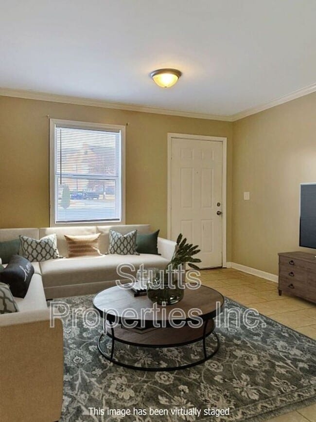 property at 414 Hermitage Dr