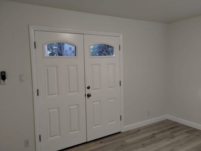 5892 Wheelhouse Ln in Agoura Hills, CA - Building Photo - Building Photo