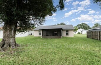 8150 Oakhurst Blvd in Lakeland, FL - Building Photo - Building Photo