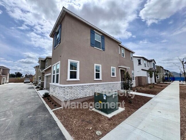 40399 Via Cava in Temecula, CA - Building Photo - Building Photo