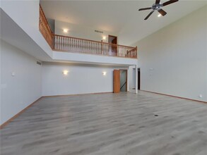 1282 Jefferson St S in Shakopee, MN - Building Photo - Building Photo