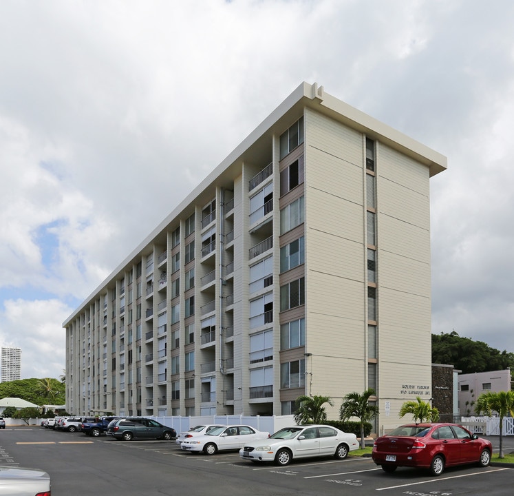 Holiday Parkway in Honolulu, HI - Foto de edificio