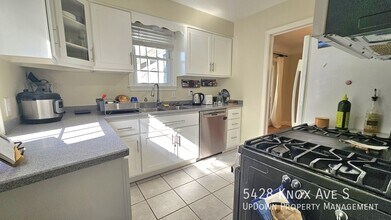 5428 Knox Ave S in Minneapolis, MN - Building Photo - Building Photo