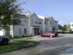 Applewood Apartments in Naples, FL - Building Photo - Building Photo