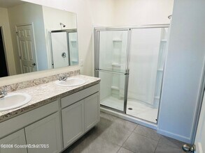 519 Old Country Rd S E in Palm Bay, FL - Building Photo - Building Photo