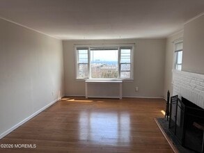 10 Ocean St in Highlands, NJ - Building Photo - Building Photo