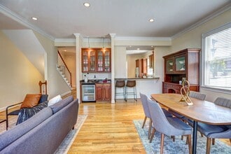 1919 E Broad St in Richmond, VA - Building Photo - Building Photo