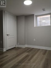 316 Dalgleish Garden in Milton, ON - Building Photo - Building Photo