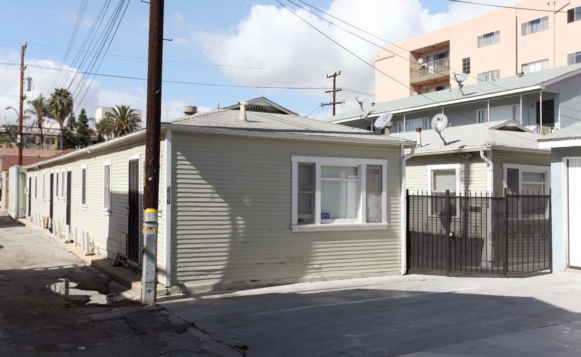 527 Chestnut Ave in Long Beach, CA - Building Photo