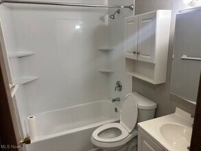 2839 Brighton Cir NW in Massillon, OH - Building Photo - Building Photo