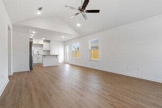 5955 W Holdcroft Dr in Fayetteville, AR - Building Photo - Building Photo